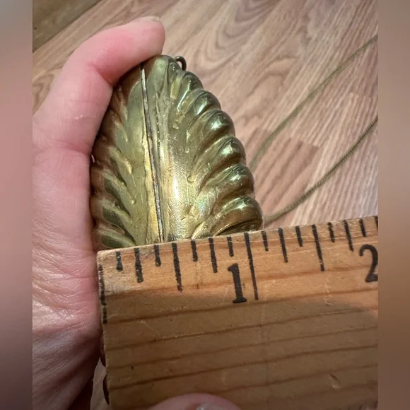 Vintage brass/ gold clutch and/or crossbody - Picture 13 of 14